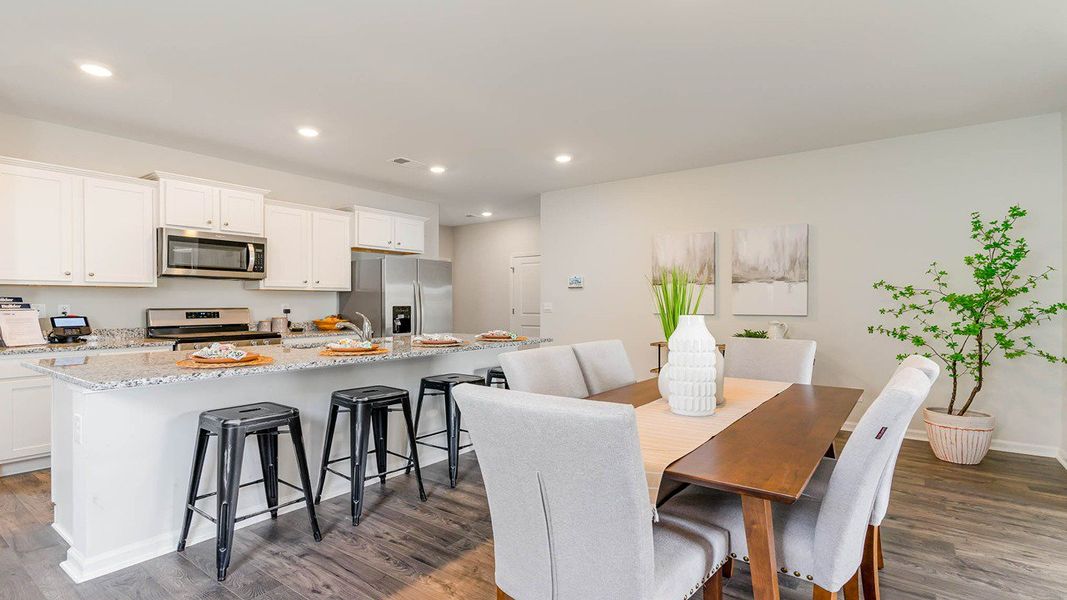 Furnished interior view inside a new home in Winfield Farms, Myrtle Beach (Image 5).