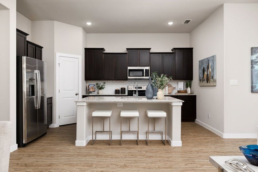 Representative furnished interior of a home built from the Duranta by Hakes Brothers in The Heights at Riverbend II, Brownsville (Image 37).