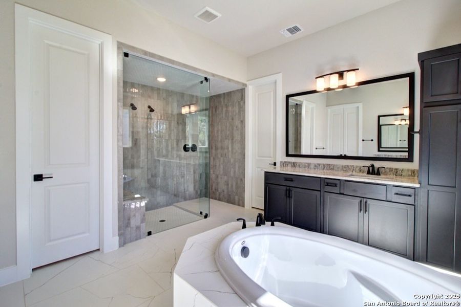 Furnished interior view inside a new home in Verandas at the Rim, San Antonio (Image 9). Furnished interior view inside a new home in Verandas at the Rim, San Antonio (Image 9).