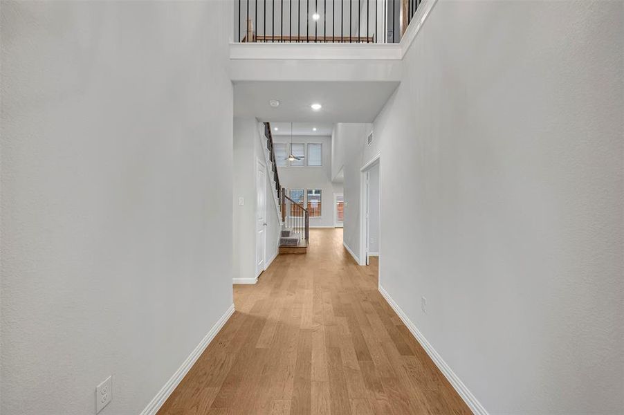 Spacious, unfurnished interior of a new home in Lilyana, Celina (Image 30).