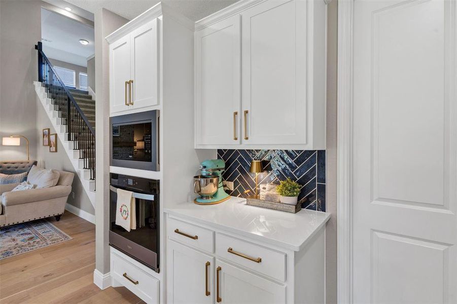 Furnished interior view inside a new home in , Newark (Image 8).
