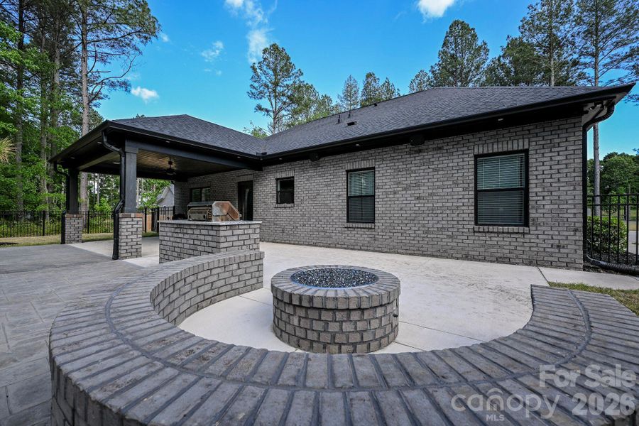 Exterior details and patio area of a home in , Marshville (Image 21).