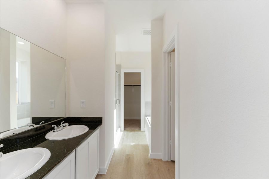 Furnished interior view inside a new home in Granger Pines, Conroe (Image 7). Furnished interior view inside a new home in Granger Pines, Conroe (Image 7).