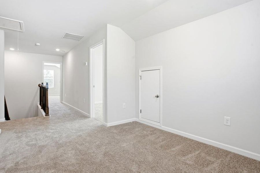 Spacious, unfurnished interior of a new home in The Woodlands Preserve, Jackson (Image 26). Spacious, unfurnished interior of a new home in The Woodlands Preserve, Jackson (Image 26).