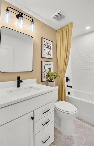 Furnished interior view inside a new home in Rose Creek, Cumming (Image 18).