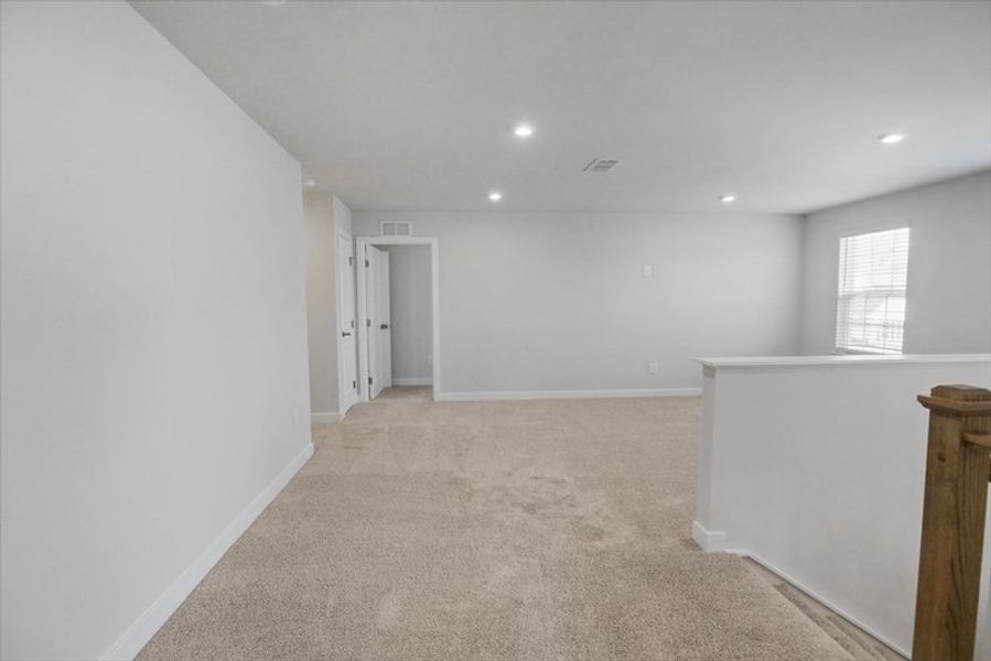 Spacious, unfurnished interior of a new home in Linden Park, Duncan (Image 35). Spacious, unfurnished interior of a new home in Linden Park, Duncan (Image 35).