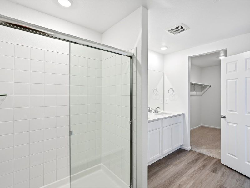 Furnished interior view inside a new home in Skyview at High Point, Aurora (Image 7).