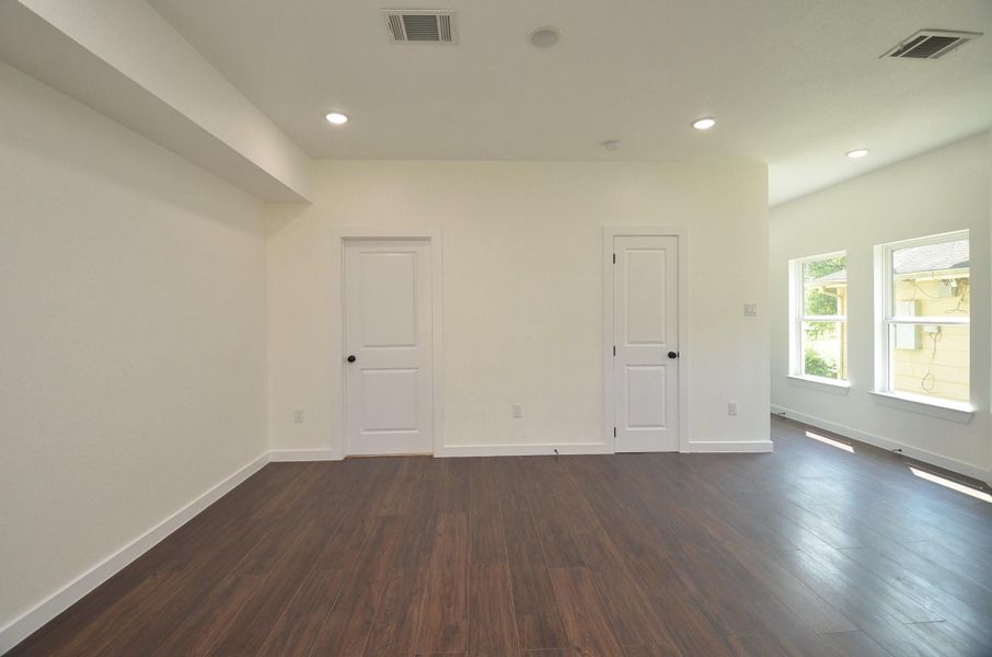 Spacious, unfurnished interior of a new home in , Houston (Image 30). Spacious, unfurnished interior of a new home in , Houston (Image 30).