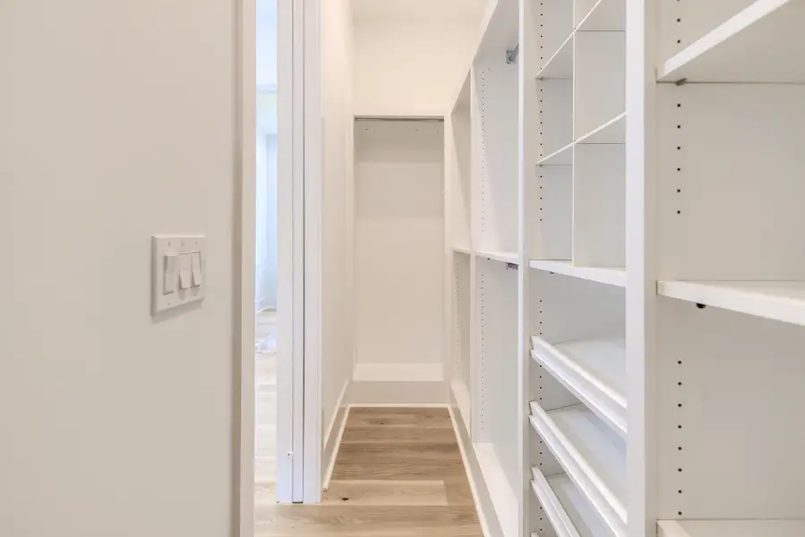 Image 68 of a home in .