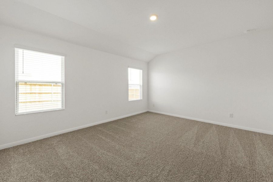 Spacious, unfurnished interior of a new home in , San Marcos (Image 35).