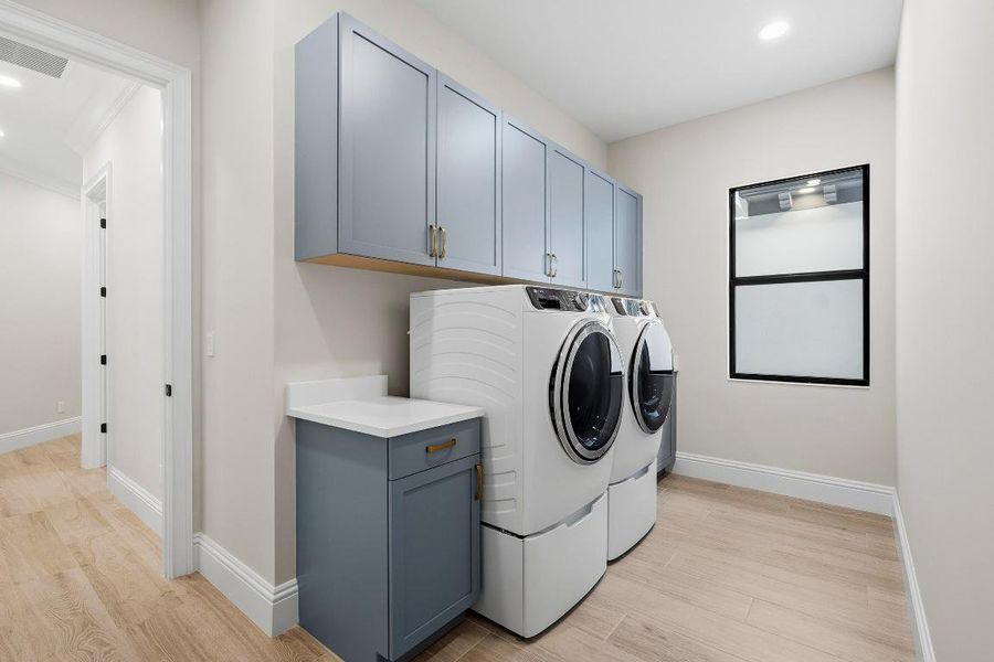 1988 Frosted Turquoise Wy_Lot 71_Seabree 1988 Frosted Turquoise Wy_Lot 71_Seabree