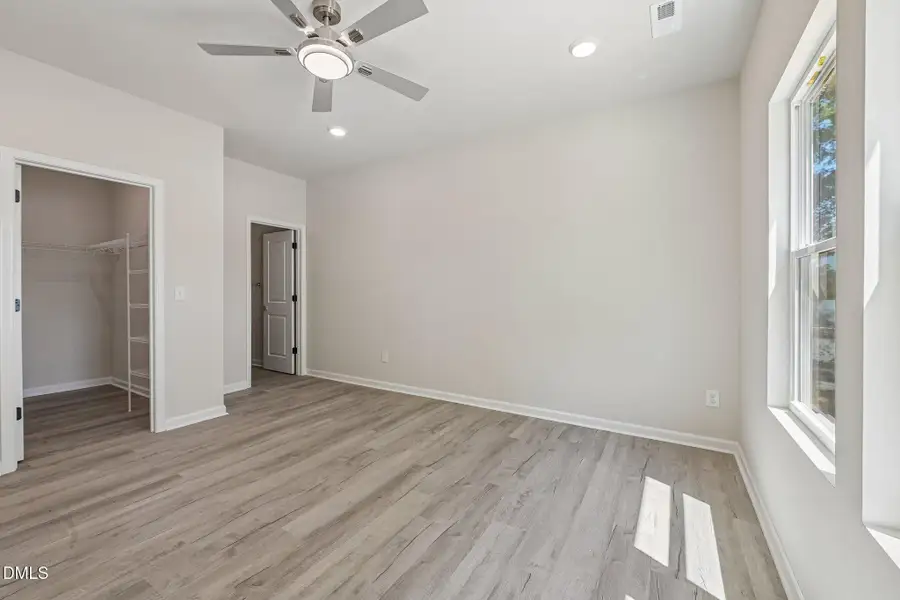 18-web-or-mls-N Ireland St-S1806-018