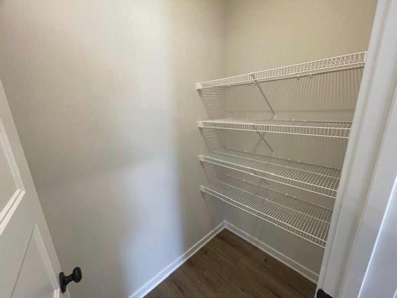 Spacious, unfurnished interior of a new home in , Gainesville (Image 16).