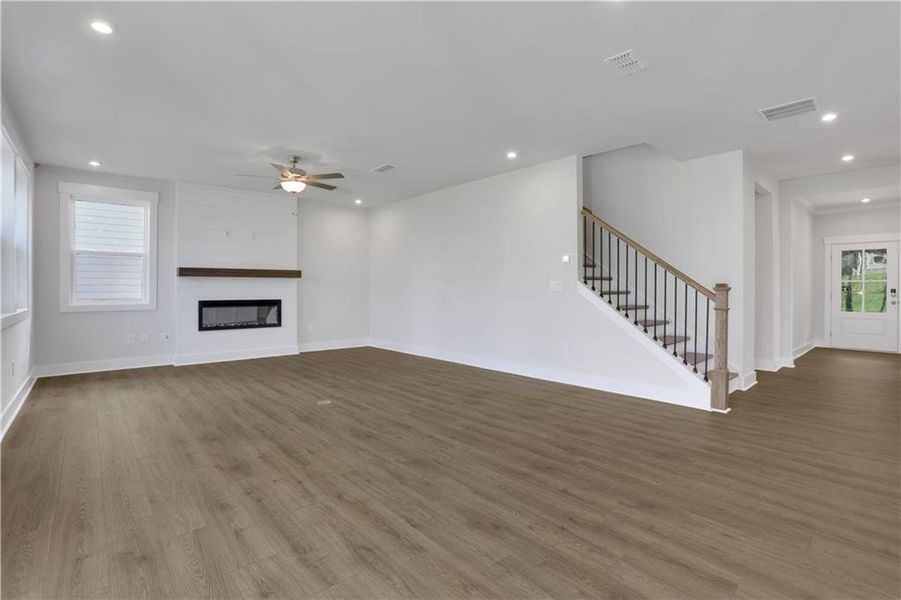 Spacious, unfurnished interior of a new home in The Paddocks at Doc Hughes, Buford (Image 26).
