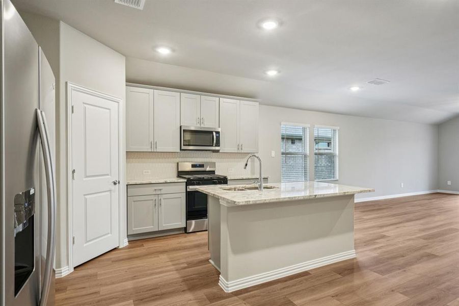 Furnished interior view inside a new home in Lakehaven - Signature Series, Farmersville (Image 6).