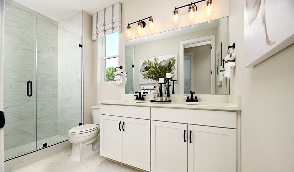 Alexandrite-E921-TheRidgeAtCarter'sStation Owner's Bathroom