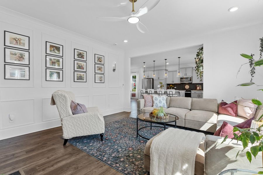 Furnished interior view inside a new home in , Ravenel (Image 20).