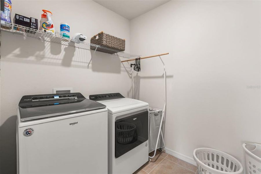 Close-up of interior finishes inside a home in Pelham Park, Deland (Image 19).