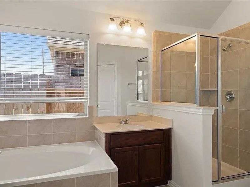 Furnished interior view inside a new home in , Katy (Image 13).