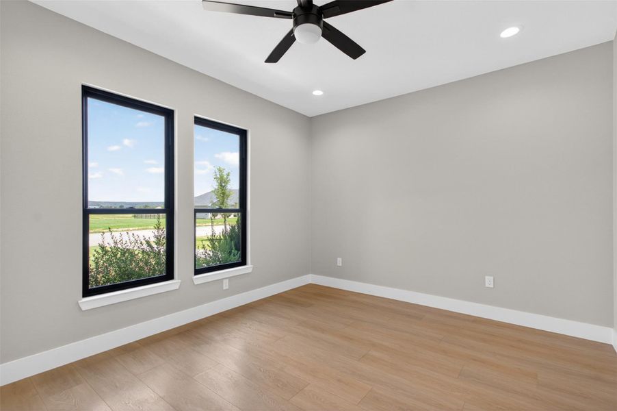 Spacious, unfurnished interior of a new home in , Kingsland (Image 21).