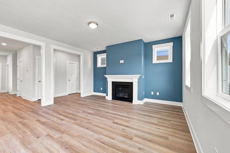 Spacious, unfurnished interior of a new home in Wendell Falls, Wendell (Image 15).