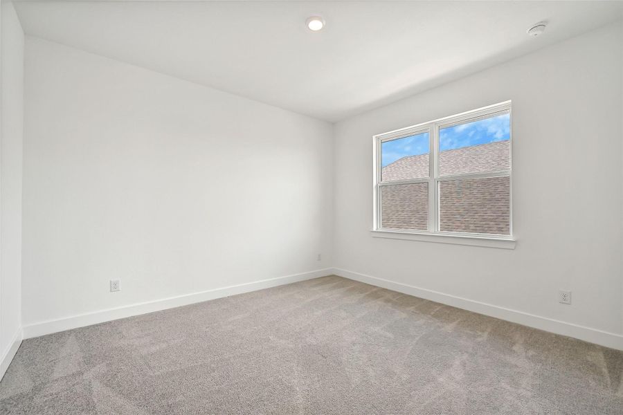 Spacious, unfurnished interior of a new home in Avalon at Friendswood 60s, Friendswood (Image 37). Spacious, unfurnished interior of a new home in Avalon at Friendswood 60s, Friendswood (Image 37).