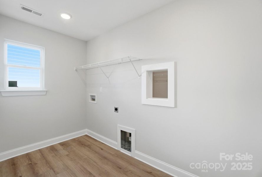 Spacious, unfurnished interior of a new home in The Enclave at Laurelbrook, Sherrills Ford (Image 16).