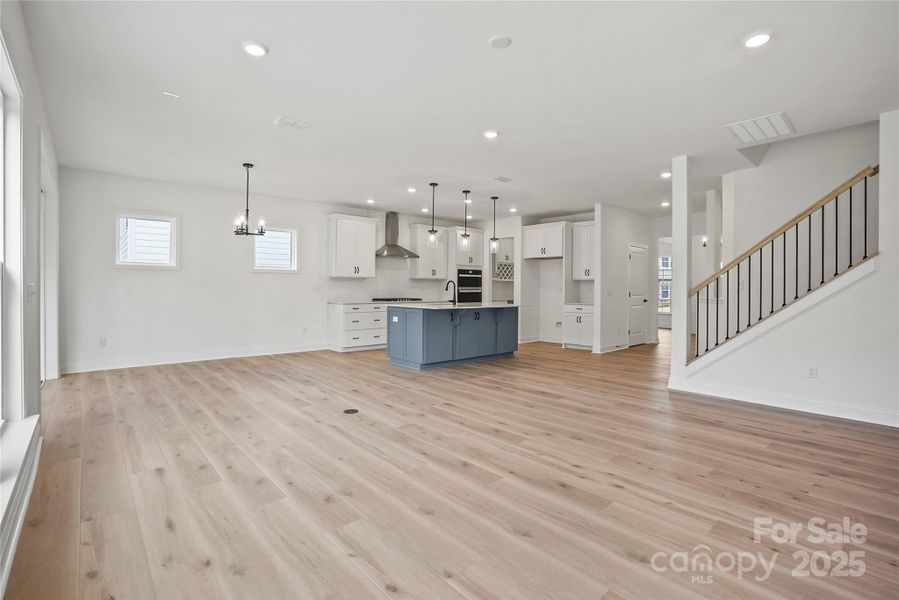 Spacious, unfurnished interior of a new home in Forest Creek, Waxhaw (Image 32).