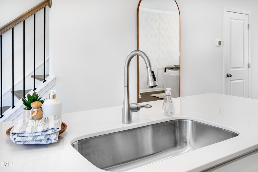 SUN_CrescentTownes_Pic_Savannah_14