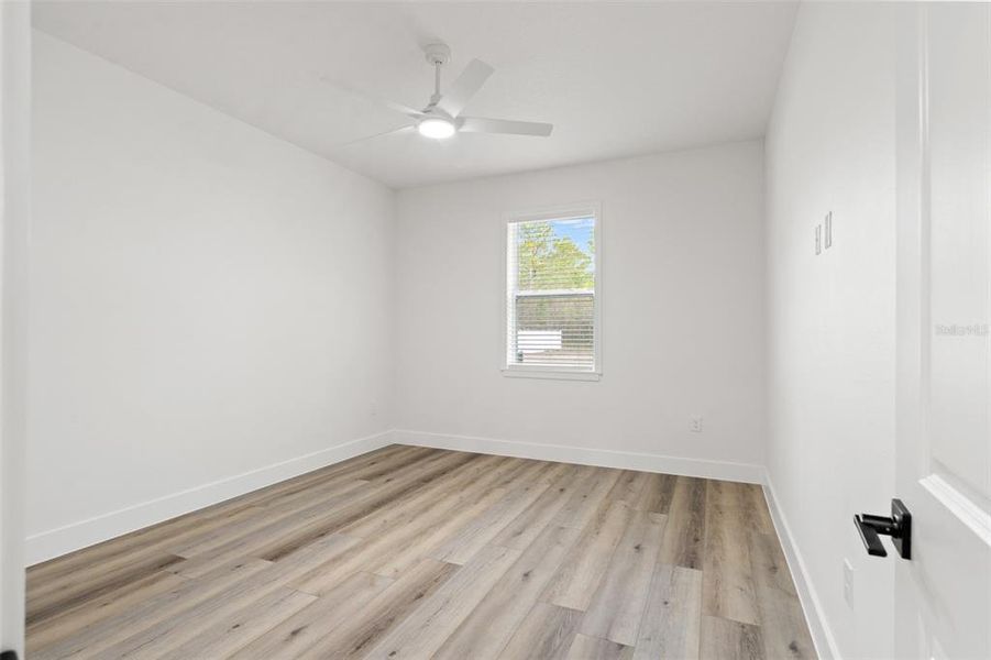 Spacious, unfurnished interior of a new home in , Spring Hill (Image 31).