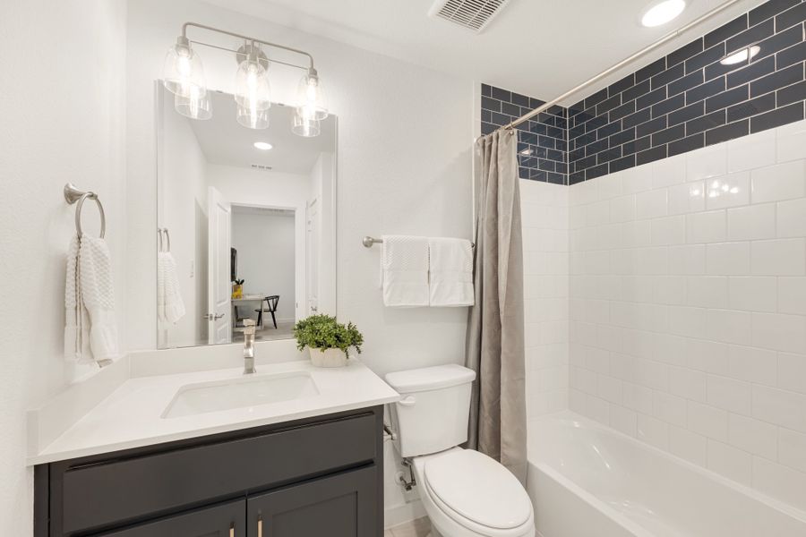 Furnished interior view inside a new home in Woodbridge Townhomes, Wylie (Image 30).