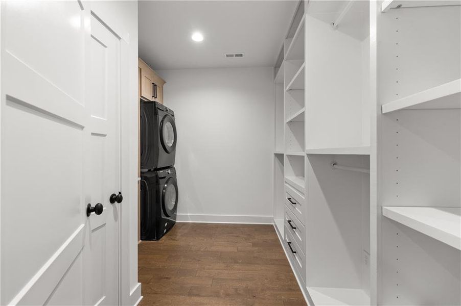 Furnished interior view inside a new home in , Dawsonville (Image 36).