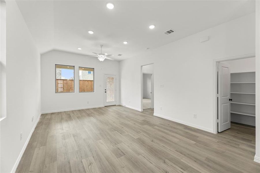 11. 14119 Gallatin - Dining