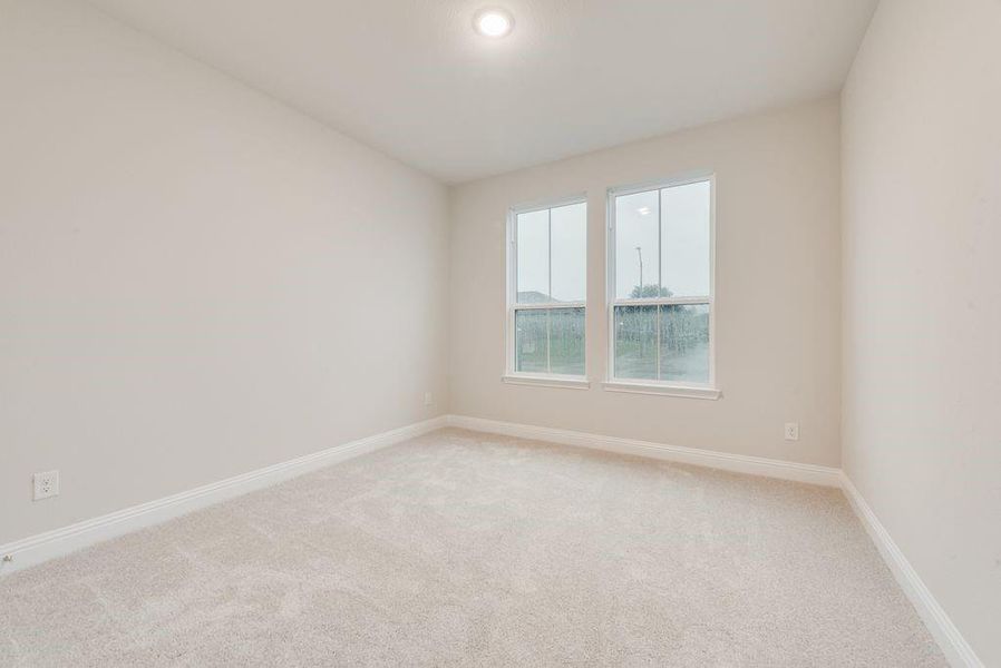 Spacious, unfurnished interior of a new home in Creekside of Crowley, Crowley (Image 20).