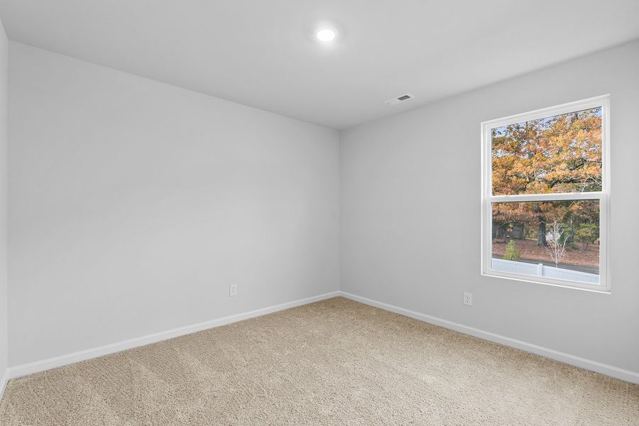 Spacious, unfurnished interior of a new home in Hanes Lake, Winston-Salem (Image 38). Spacious, unfurnished interior of a new home in Hanes Lake, Winston-Salem (Image 38).