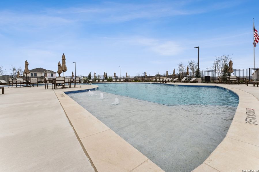 Community amenities in Mesquite Ridge, San Antonio (Image 19).