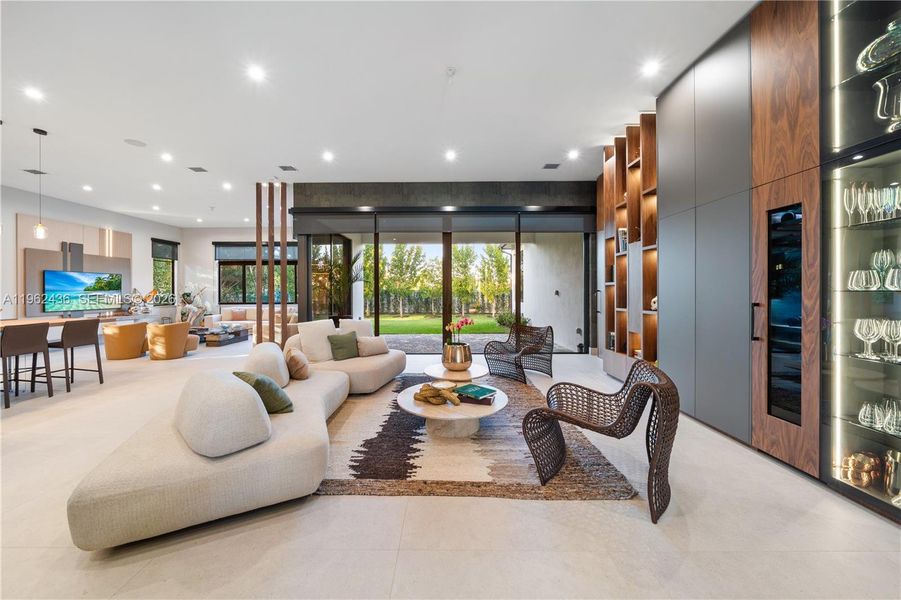 Community amenities in , Miami (Image 39). Community amenities in , Miami (Image 39).