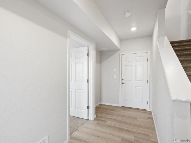 Spacious, unfurnished interior of a new home in Three Hills, Morrison (Image 24).