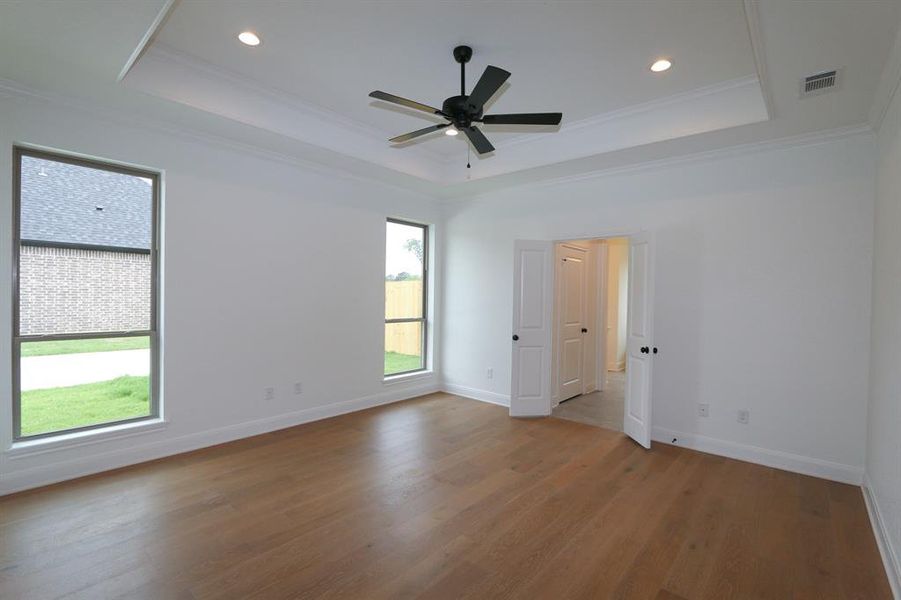 Spacious, unfurnished interior of a new home in , Tyler (Image 15).