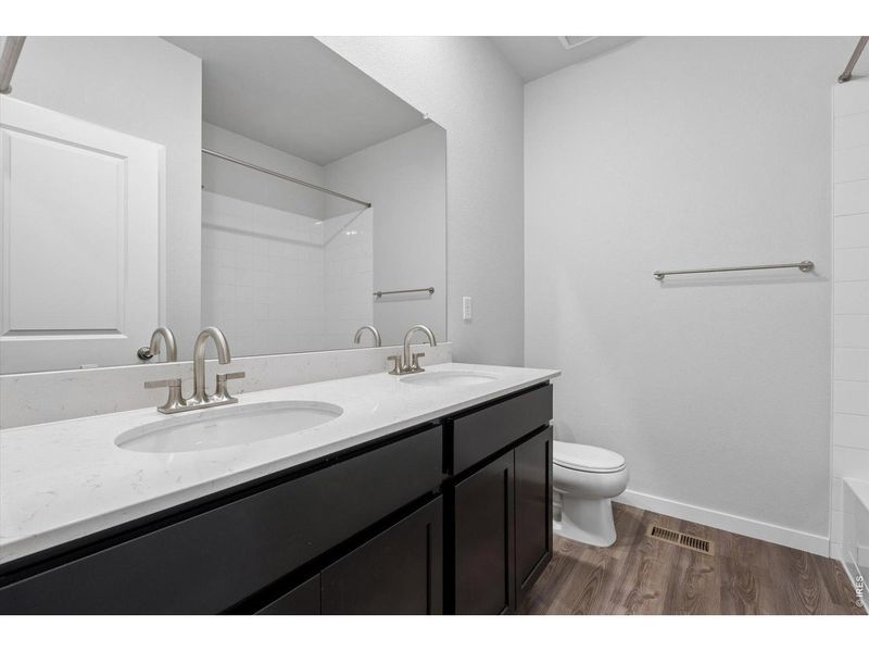 Furnished interior view inside a new home in Prairie Song, Windsor (Image 7).