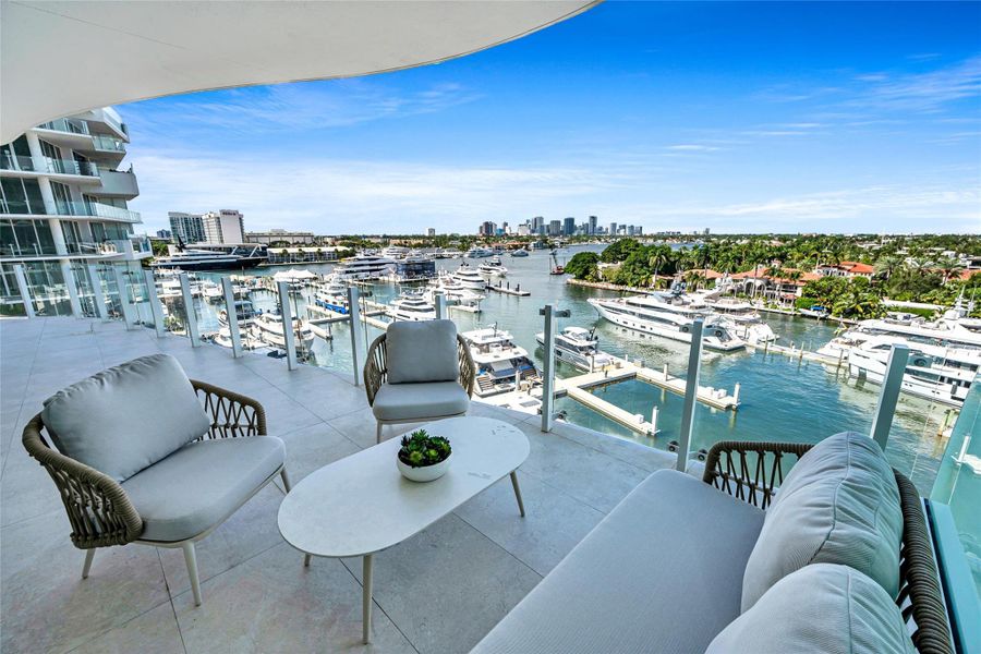 Exterior details and patio area of a home in , Fort Lauderdale (Image 36).