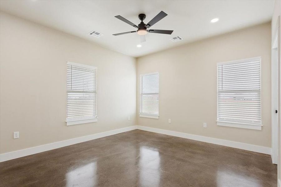 Spacious, unfurnished interior of a new home in , Leroy (Image 15).