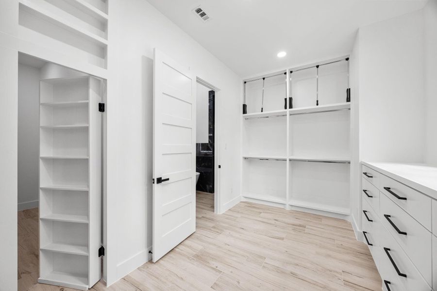 Furnished interior view inside a new home in , Montgomery (Image 34).