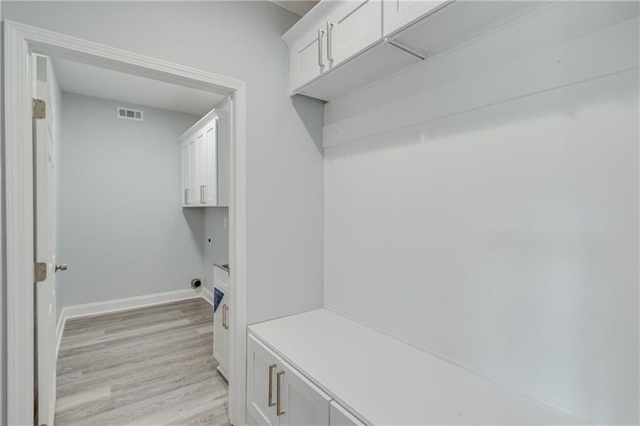 Image 70 of a home in .