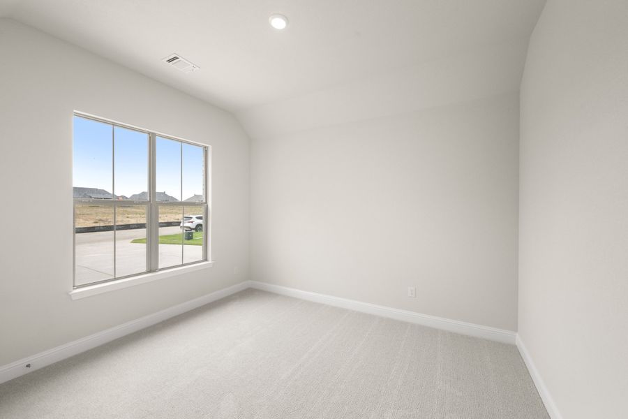 Spacious, unfurnished interior of a new home in Paloma Ranch, New Fairview (Image 23).
