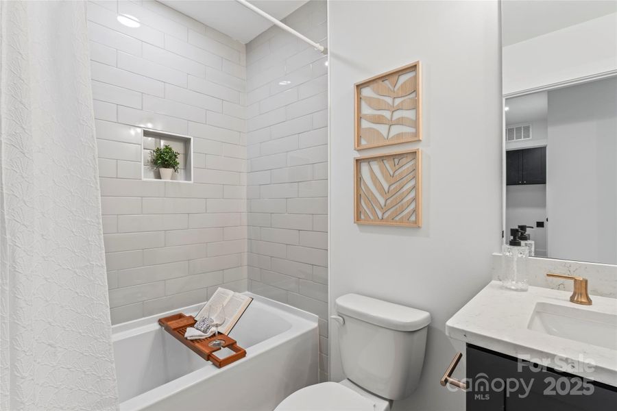 Furnished interior view inside a new home in , Fort Mill (Image 10).