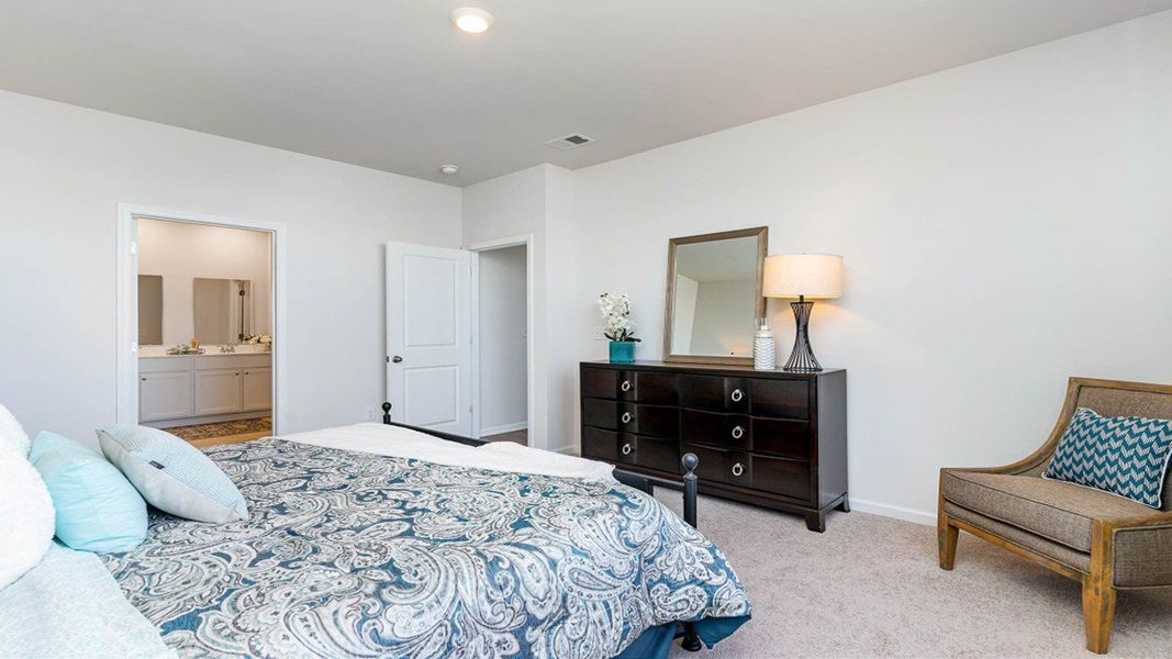 Furnished interior view inside a new home in Winfield Farms, Myrtle Beach (Image 9).