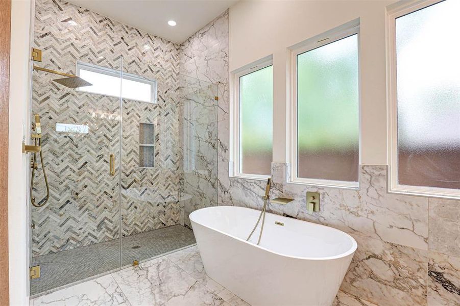 Furnished interior view inside a new home in , Keller (Image 13).