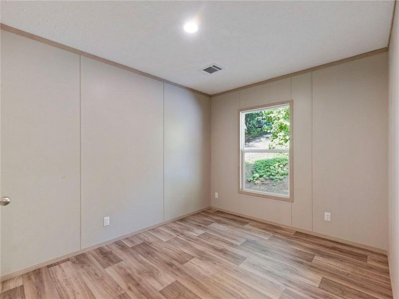 Spacious, unfurnished interior of a new home in , Braselton (Image 27). Spacious, unfurnished interior of a new home in , Braselton (Image 27).