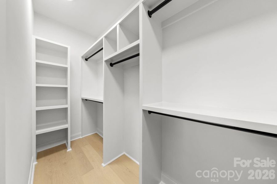 Image 47 of a home in .